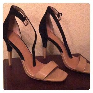 wore once between 7 and 7.5